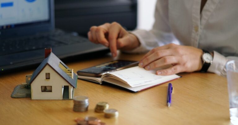 How Banks Calculate Islamic Mortgage Eligibility